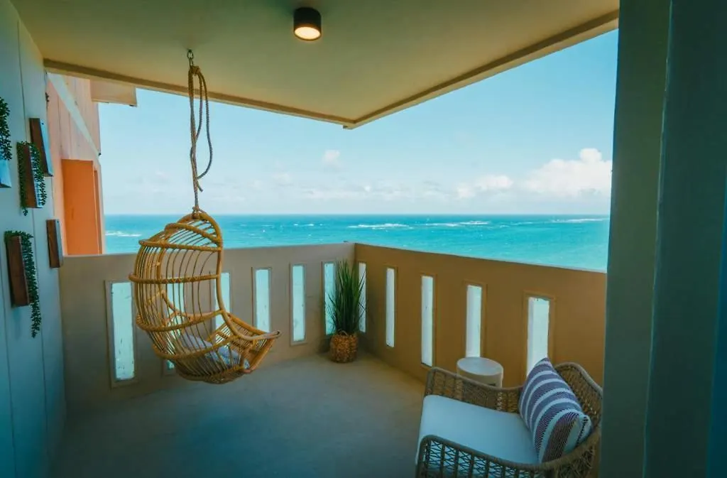 Ocean Breeze Sub-Penthouse Apartment San Juan